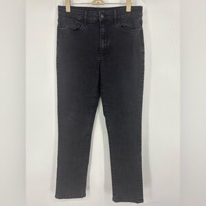 NWOT Joe’s Jeans Mid Rise Black Straight Leg Jeans 28